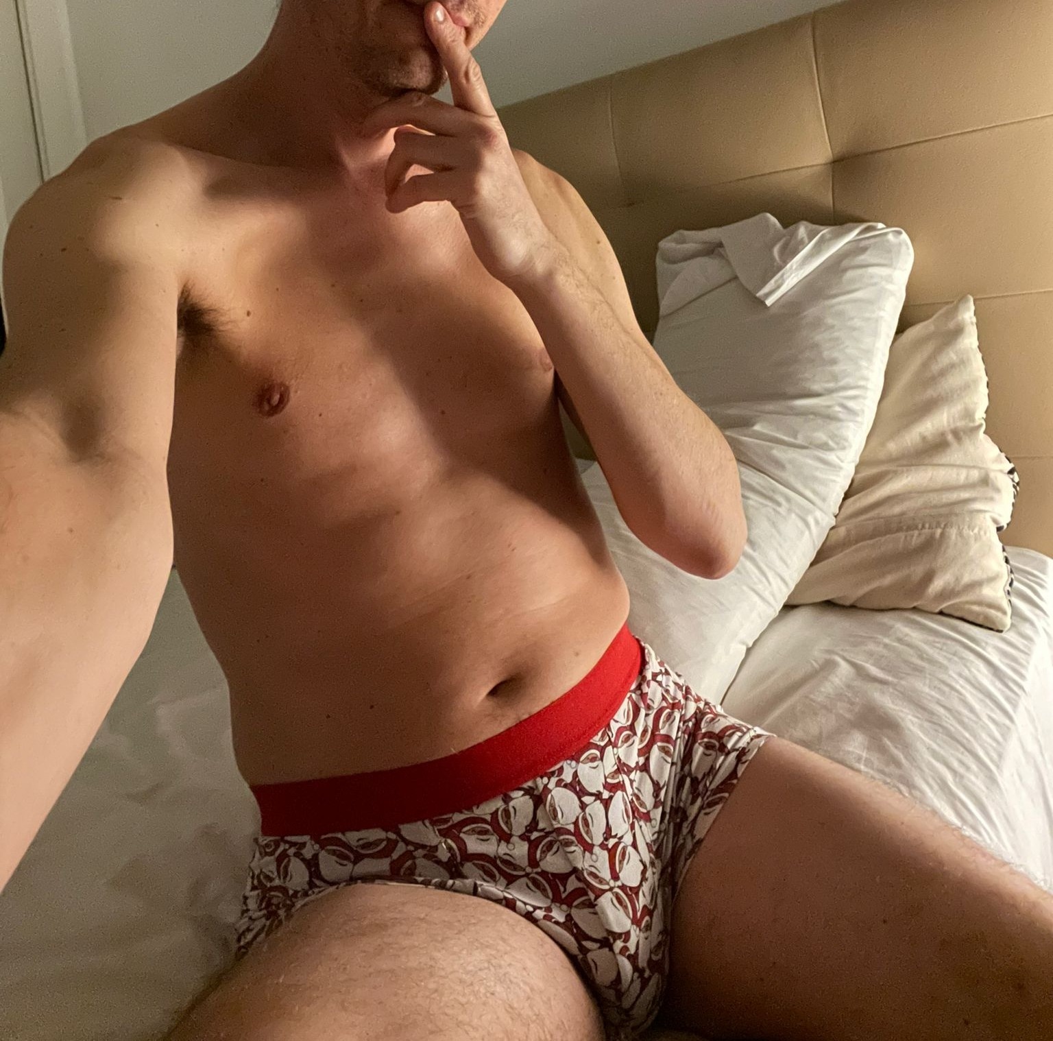 Profil von Alou